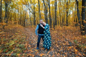 Осенняя фотосессия беременной с мужем