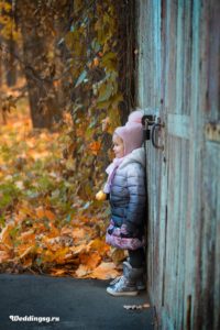 Осенняя фотосессия с ребенком на природе